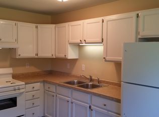 1405 W Miller St, Bloomington, IL 61701