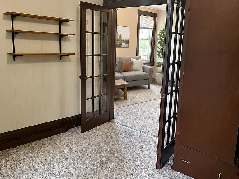 1519 Saint Clair Ave #1519 — Photo 3