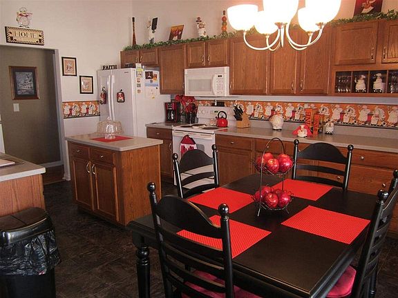 5th image of 6080 Danville Ct