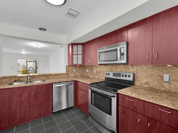 2164 CHAMPIONS Way, North Lauderdale, FL 33068