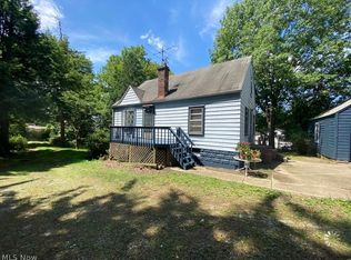 993 Morse St, Akron, OH 44314
