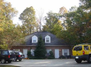 140 Oxford Ct, Athens, GA 30606