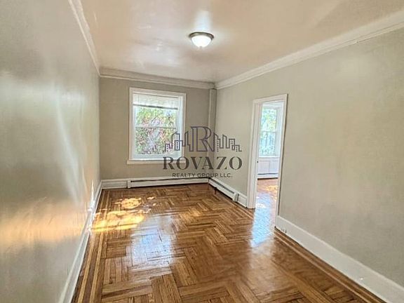 4th image of 375 Park Ave #46