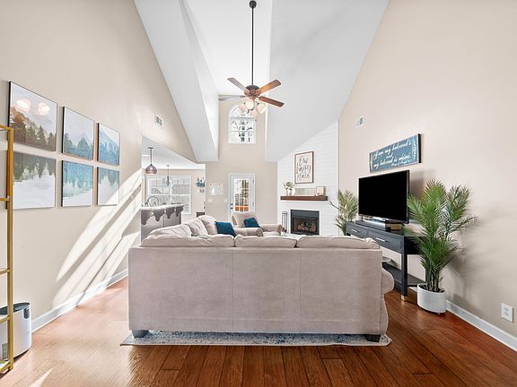5th image of 1272 Eagles View Dr