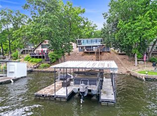 88 Hendrix Haven Dr, Sunrise Beach, MO 65079