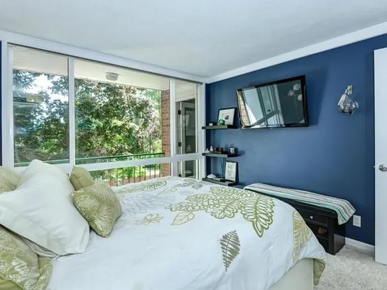 6225 Lake Washington Blvd NE #203 — Photo 9