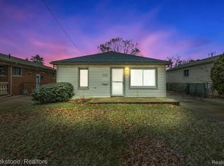 5734 Colonial St, Dearborn Heights, MI