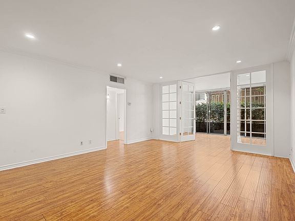 2nd image of 432 N Palm Dr APT 306