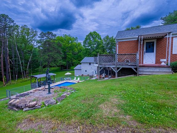 4th image of 812 Bellefonte Princess Rd