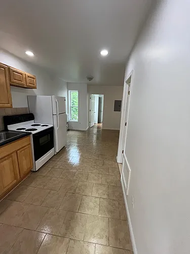 41 N 51st St #B Photo 1