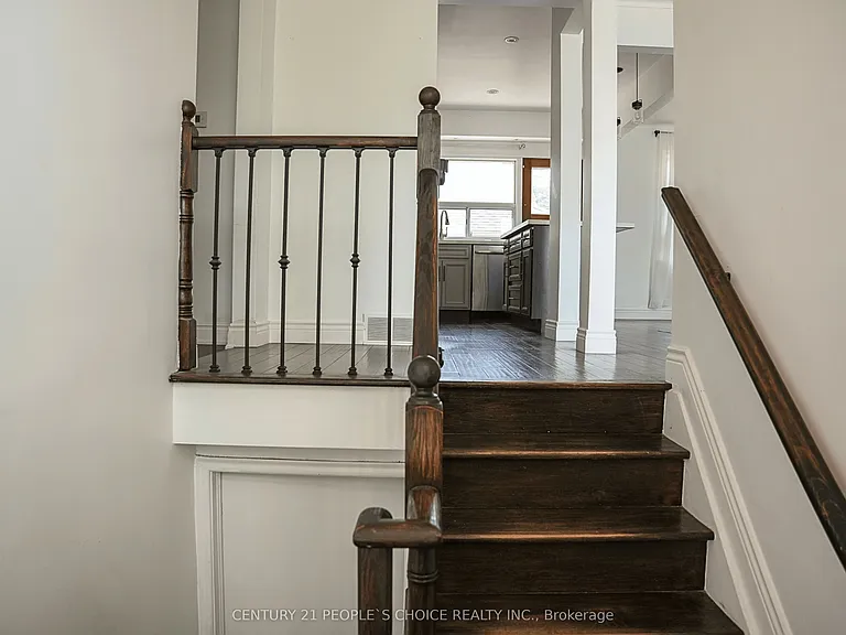 7 N Heights Rd — Photo 14