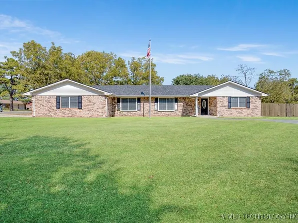102 Meadowlark Ln, Durant, OK 74701