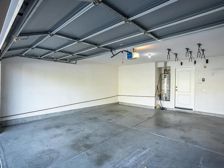 2103 Palo Alto Dr #80 — Photo 15