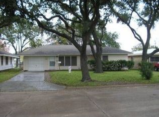 32 17th St N, Texas City, TX 77590
