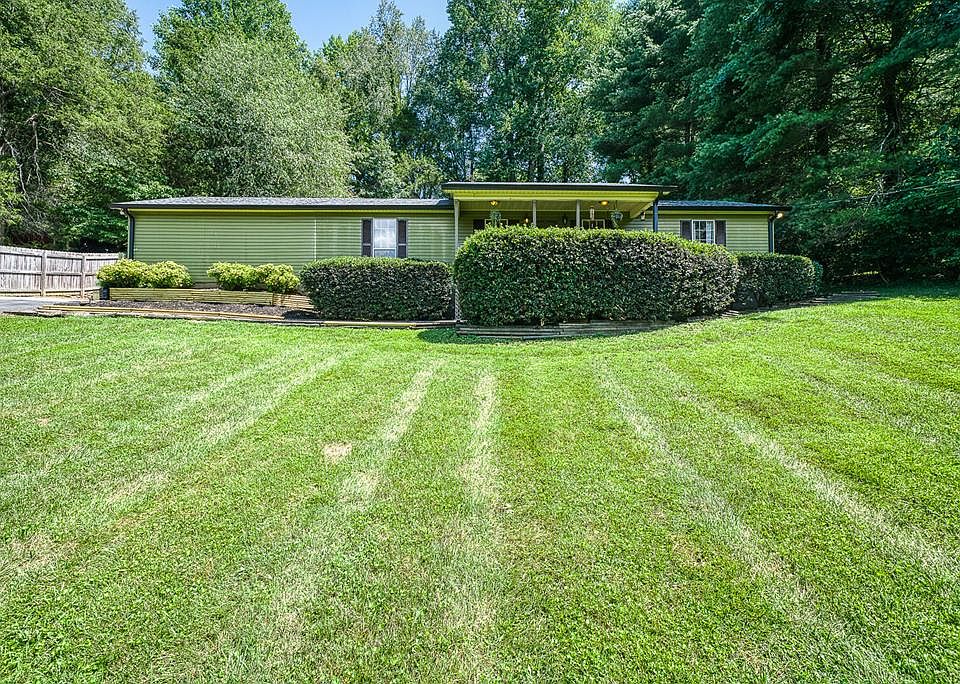 1st image of 1542 Eastlake Dr