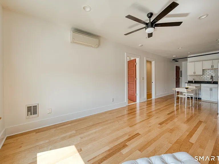 11 Main St #203-207 — Photo 3