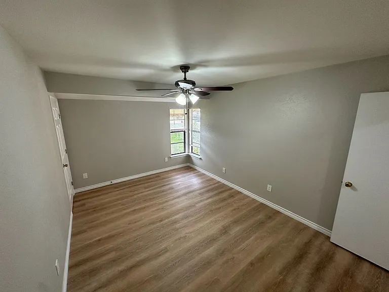 12101 Scissortail Dr — Photo 14