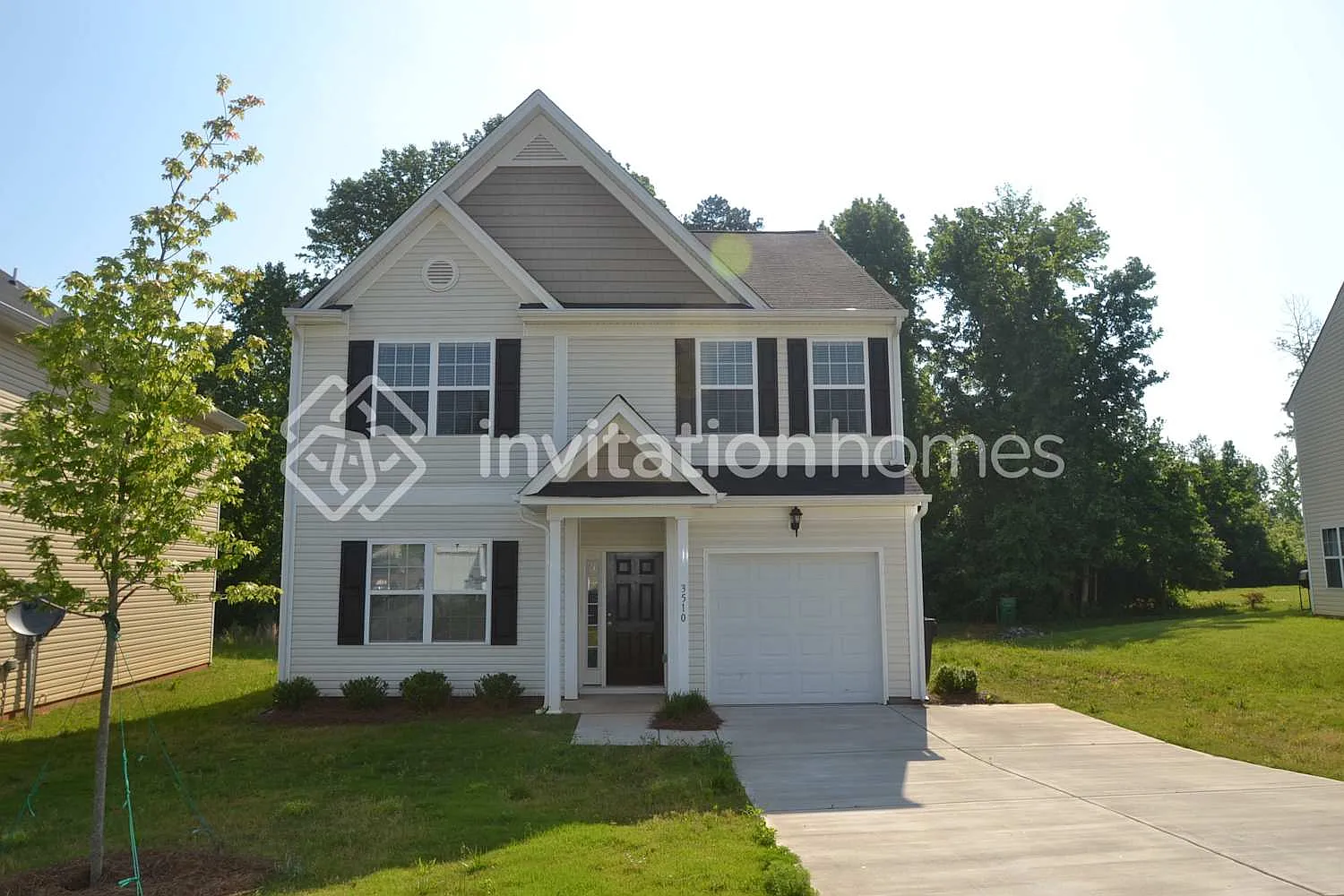 3510 Starmount Ave Charlotte, NC 28269 — Photo 1