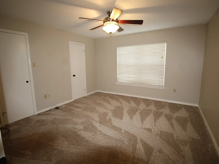 7731 FM 857 — Photo 9