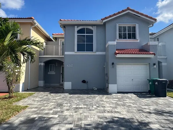 8717 SW 158th Pl, Miami, FL 33193