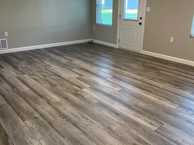 1635 N Grand Ave — Photo 4