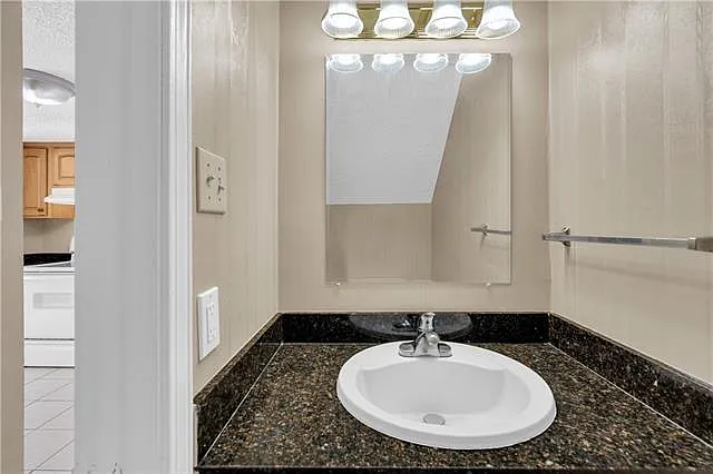 5797 Tullis Dr — Photo 7