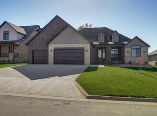 4540 E Hidden Oak St, Springfield, MO 65802