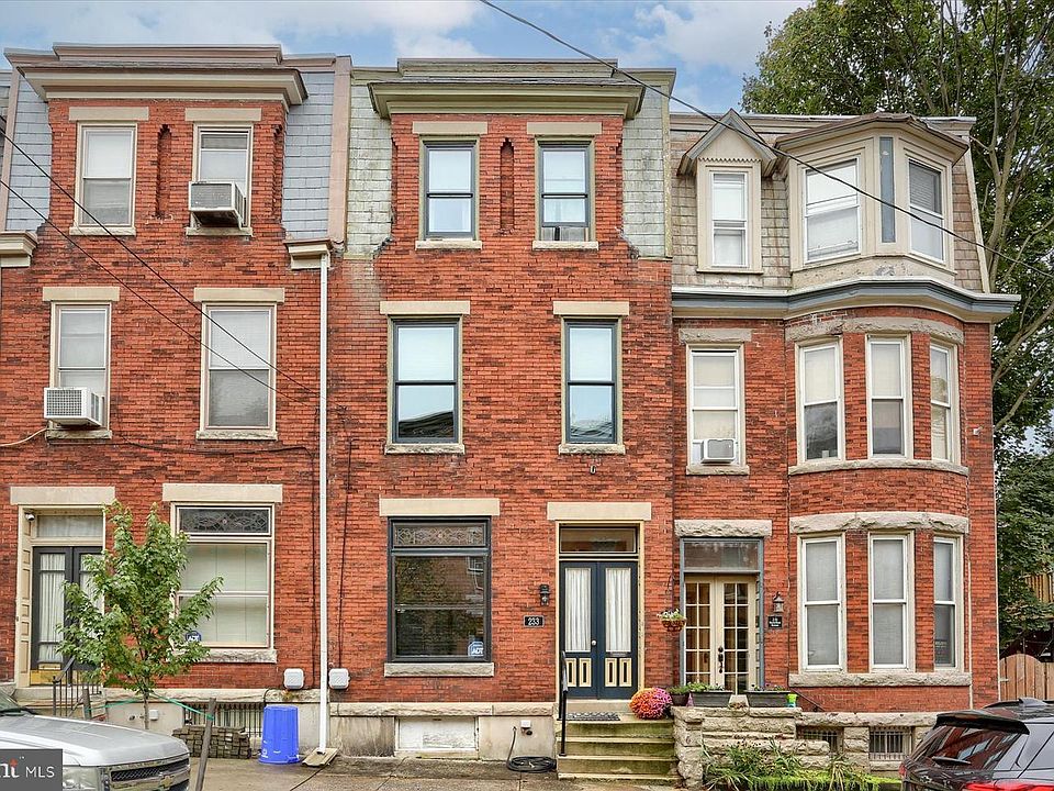 1st image of 233 Hamilton St