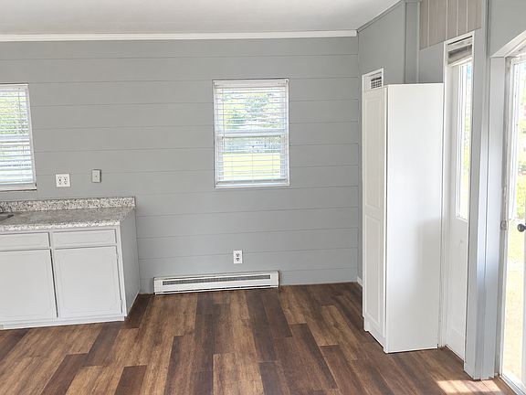 3rd image of 206 N State St #1A