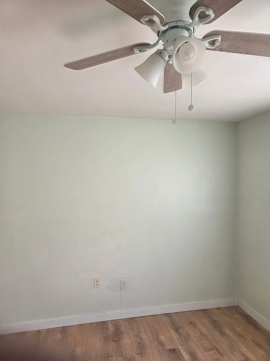Building Photo - 865 Mabins St