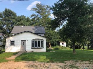 46240 247th St, Colton, SD 57018