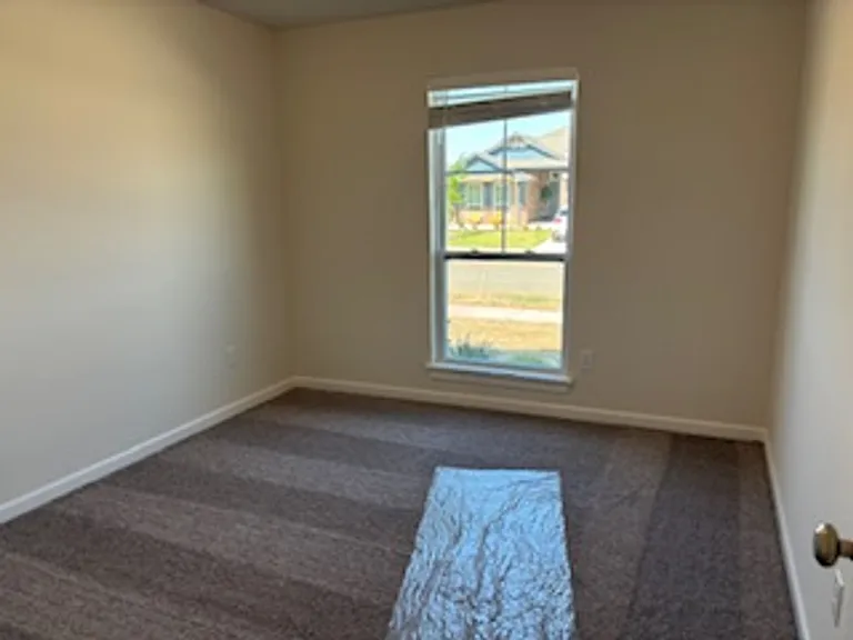 18216 Austin Ct — Photo 14