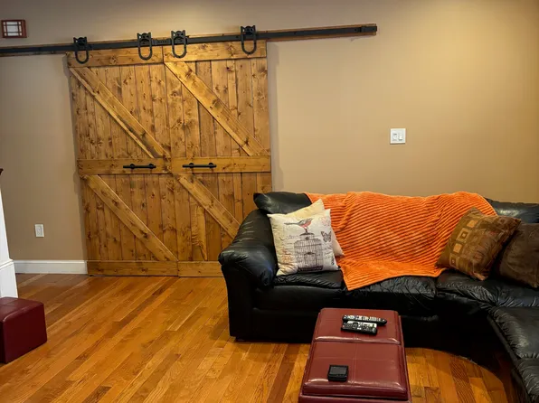 168-14 115th Avenue image 14 of 24