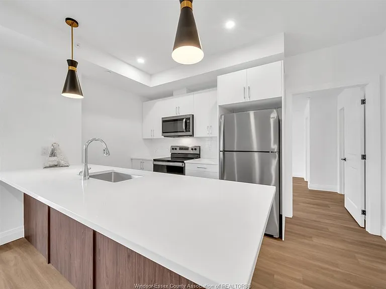 3817 Howard Ave #411 — Photo 7