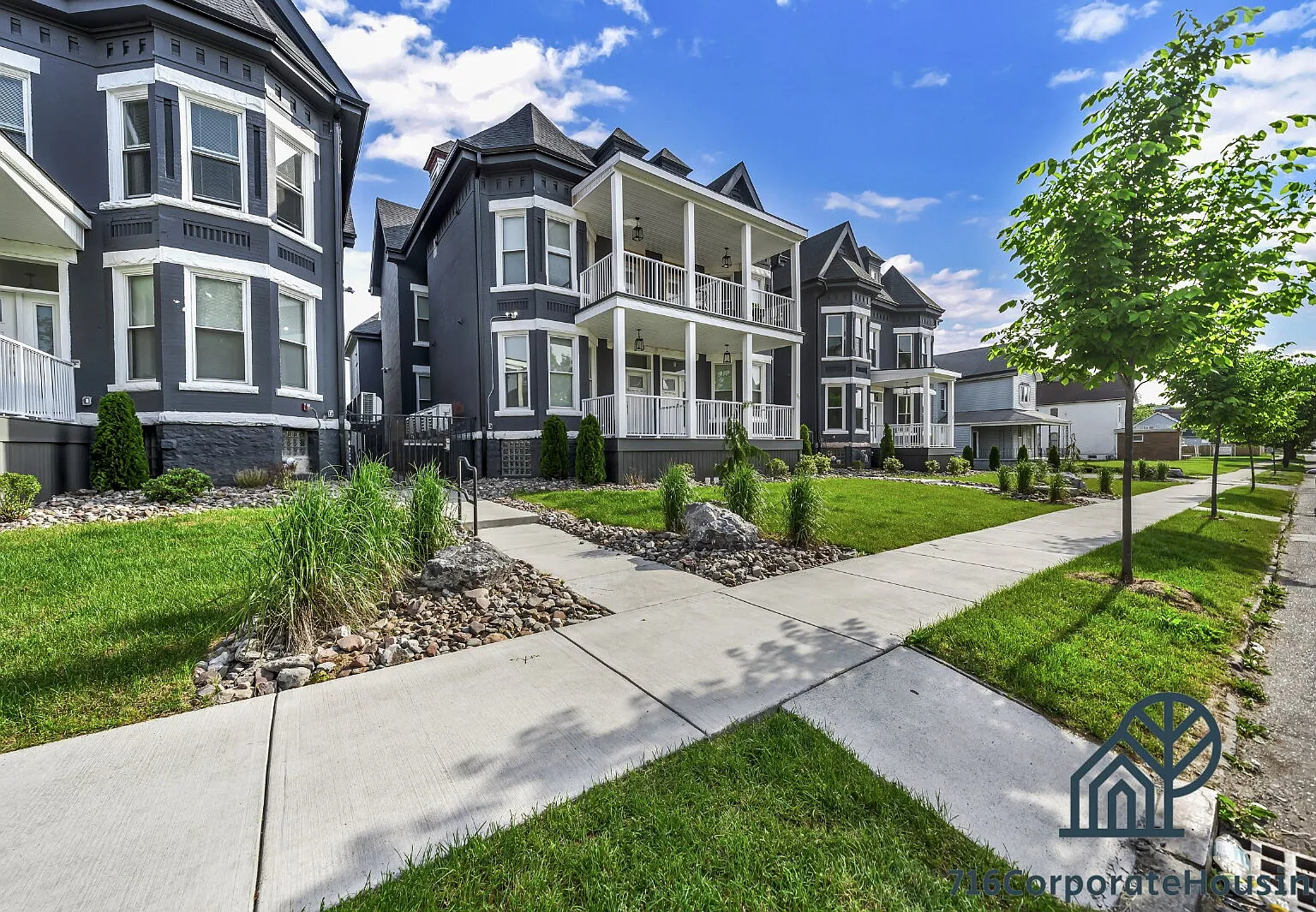 2 bed, 2.0 bath, 1000 sqft, $2,500 — Photo 3