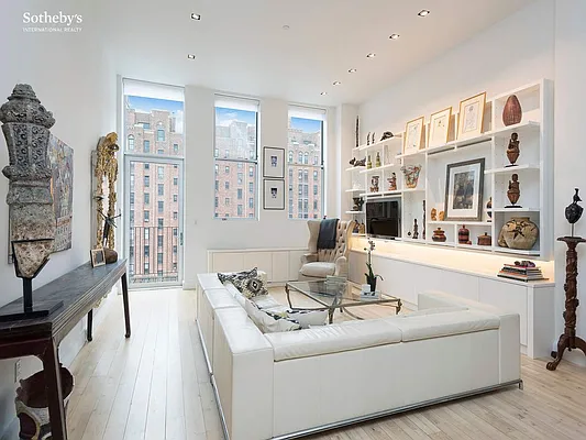 Sold by Sotheby's International Realty | media 5