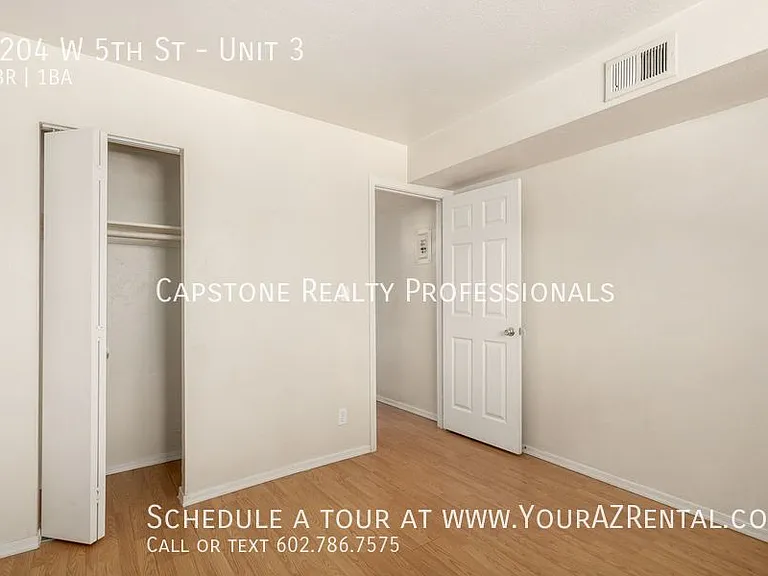 1204 W 5th St #3 — Photo 13