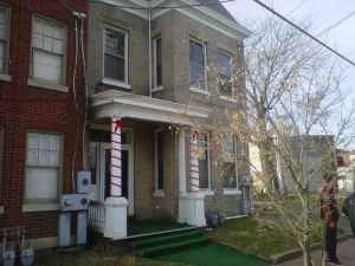 1st image of 207 E Leigh St