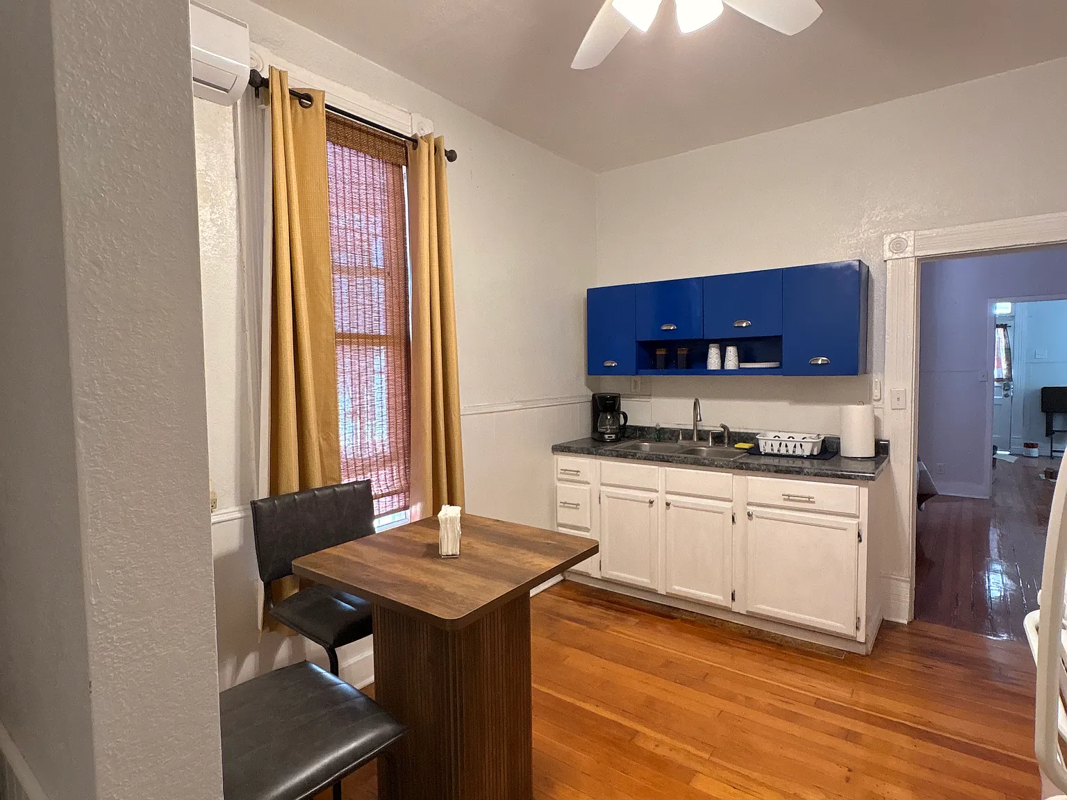 1 bed, 689 sqft, $1,400 — Photo 4