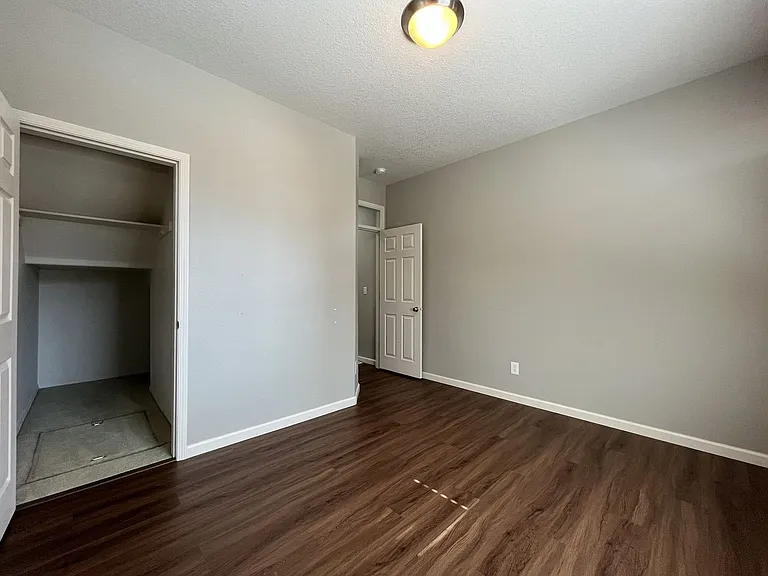 6262 NE Chestnut St — Photo 26