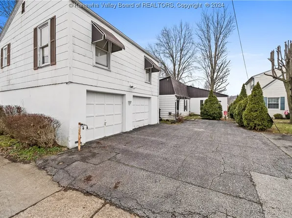 1320 Kanawha Ave, Dunbar, WV 25064