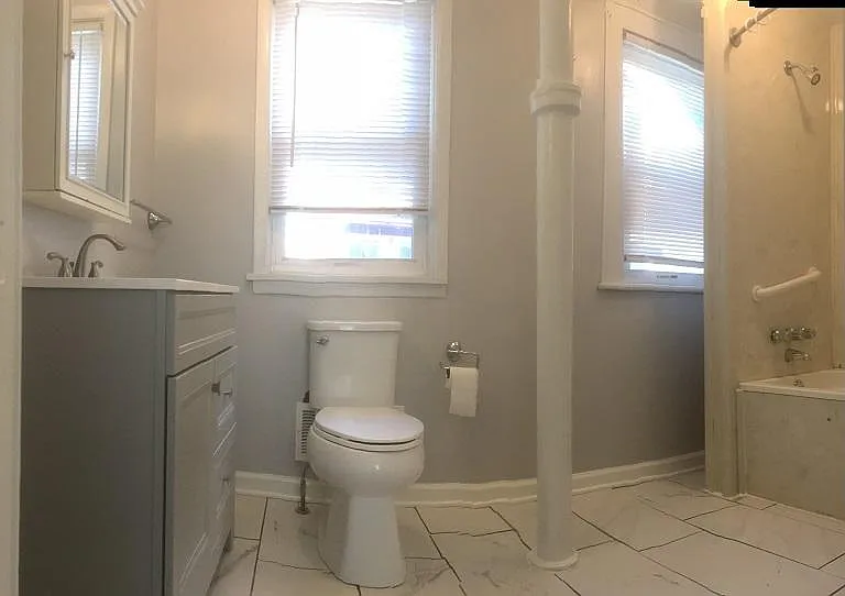 37 1/2 Edmonds St — Photo 8