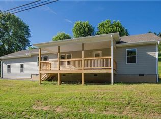 29 Ivy Hill Dr, Waynesville, NC 28785