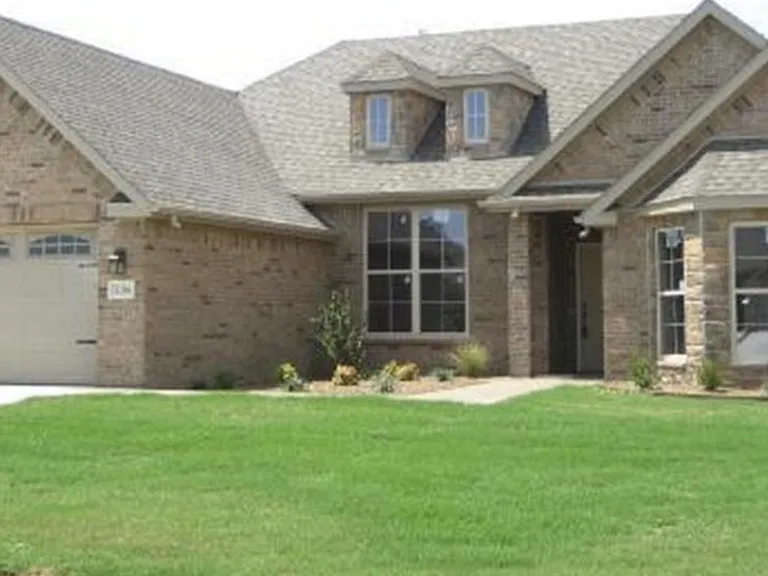 3104 Calm Ridge Rd — Photo 1