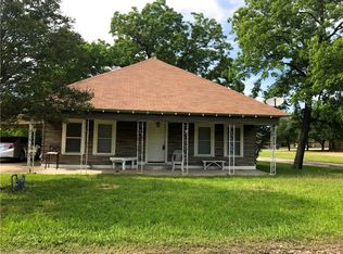 207 E 7th St, Kemp, TX 75143