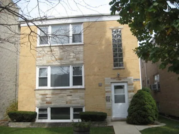 5674 W Higgins Ave, Chicago, IL 60630