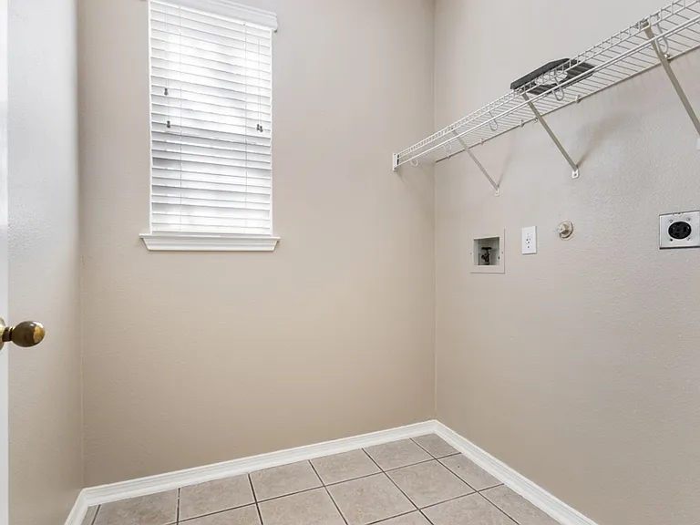 4914 Roan Brk — Photo 24