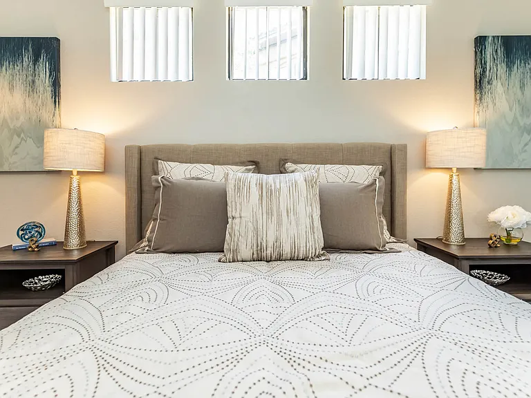 2c2 1140 SQFT 2 Bed 2 Bath