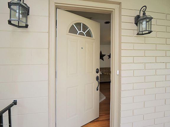 2nd image of 6270 Creetown Dr