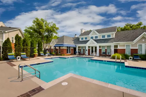 Resort-style pool and expansive sundeck - The Lakes Apartments